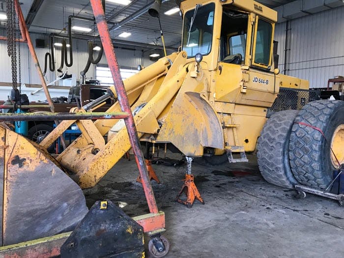 Heavy Equipment Maintenance - Image 4